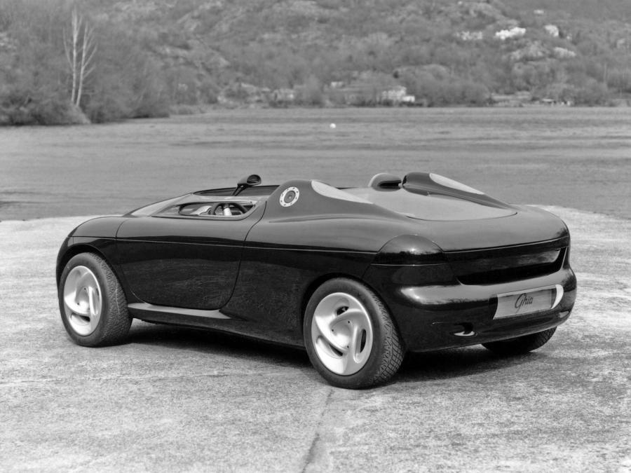  Ford Zig Concept 1990 года  (фото 2 из 3)